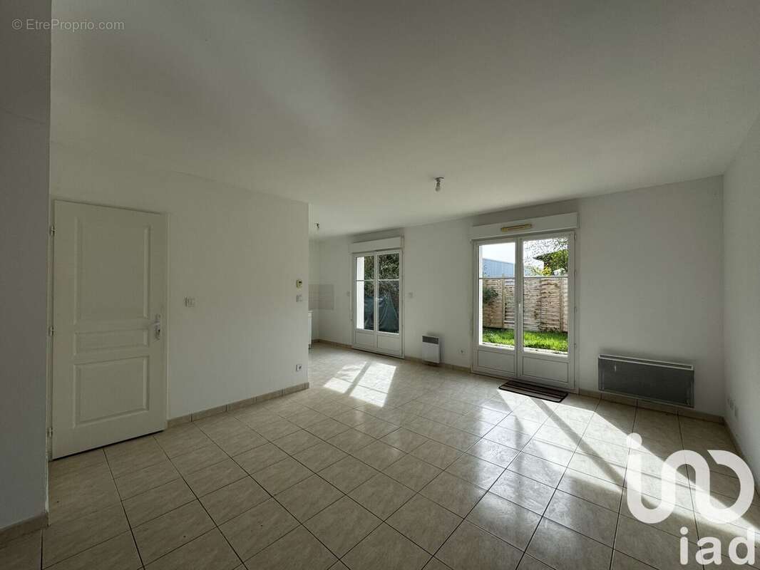 Photo 3 - Maison à LA CHAUSSEE-SAINT-VICTOR