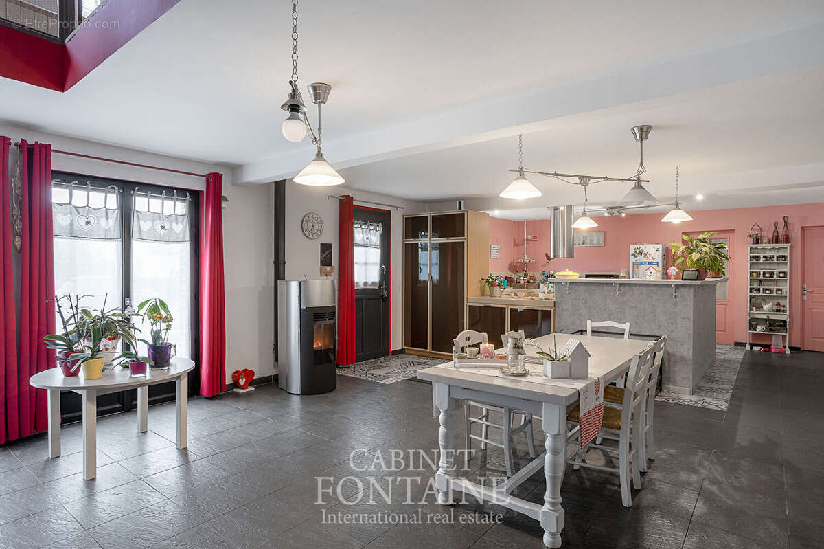 Grange restauree pays de bray 192 m² - photo 4