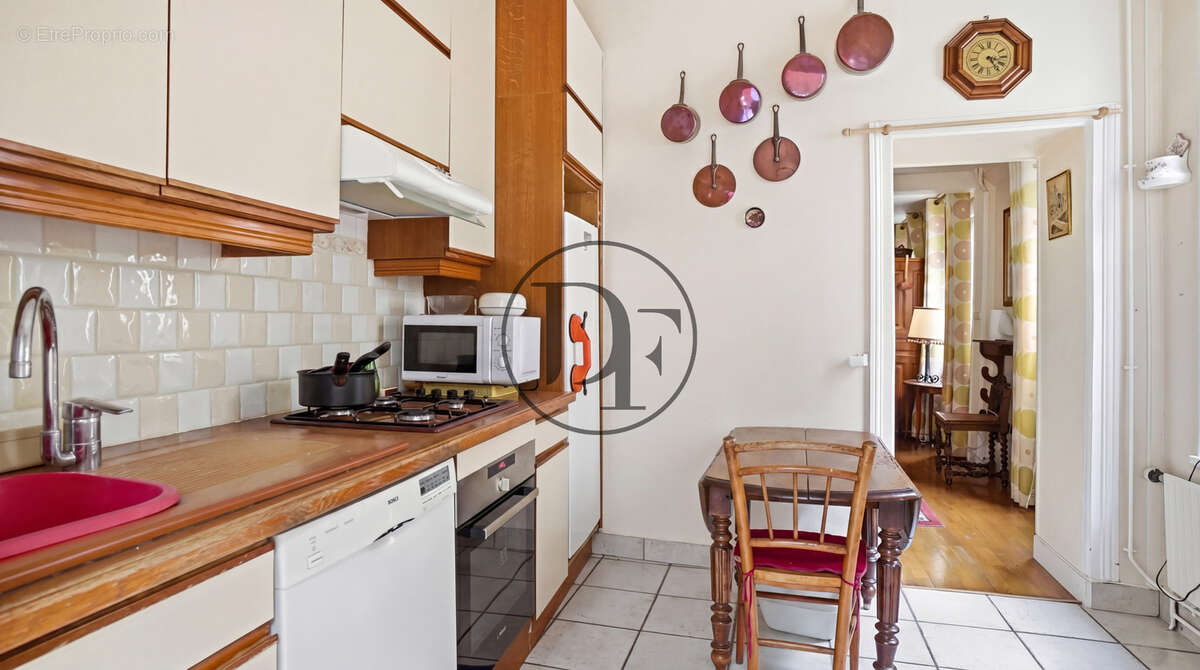 Appartement à FONTAINEBLEAU
