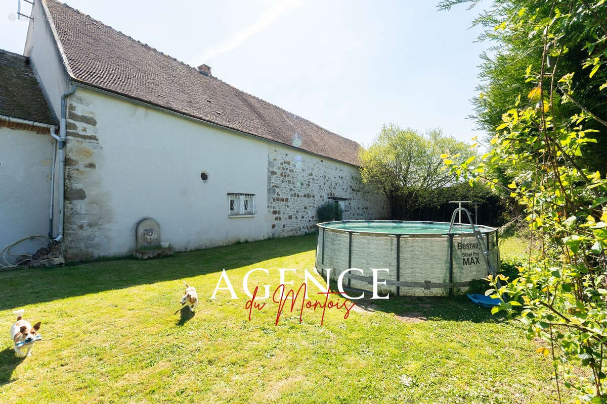 Maison à DONNEMARIE-DONTILLY