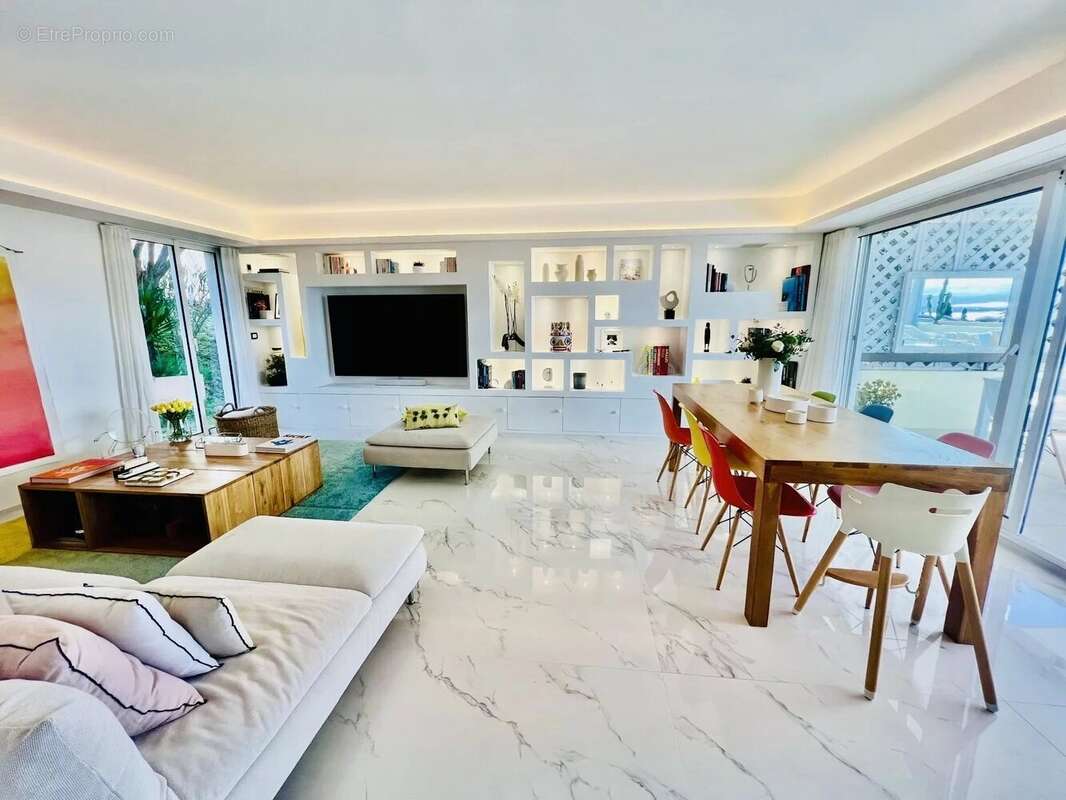 Appartement à VILLEFRANCHE-SUR-MER