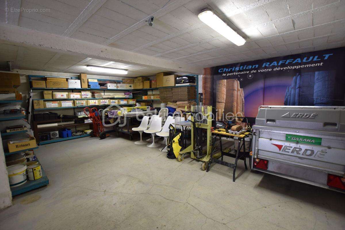 Maison à CRECY-LA-CHAPELLE