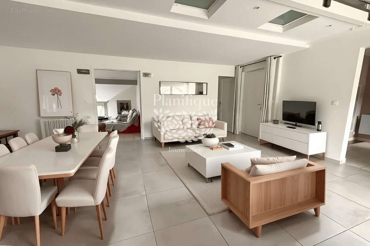 Appartement à ETAUX