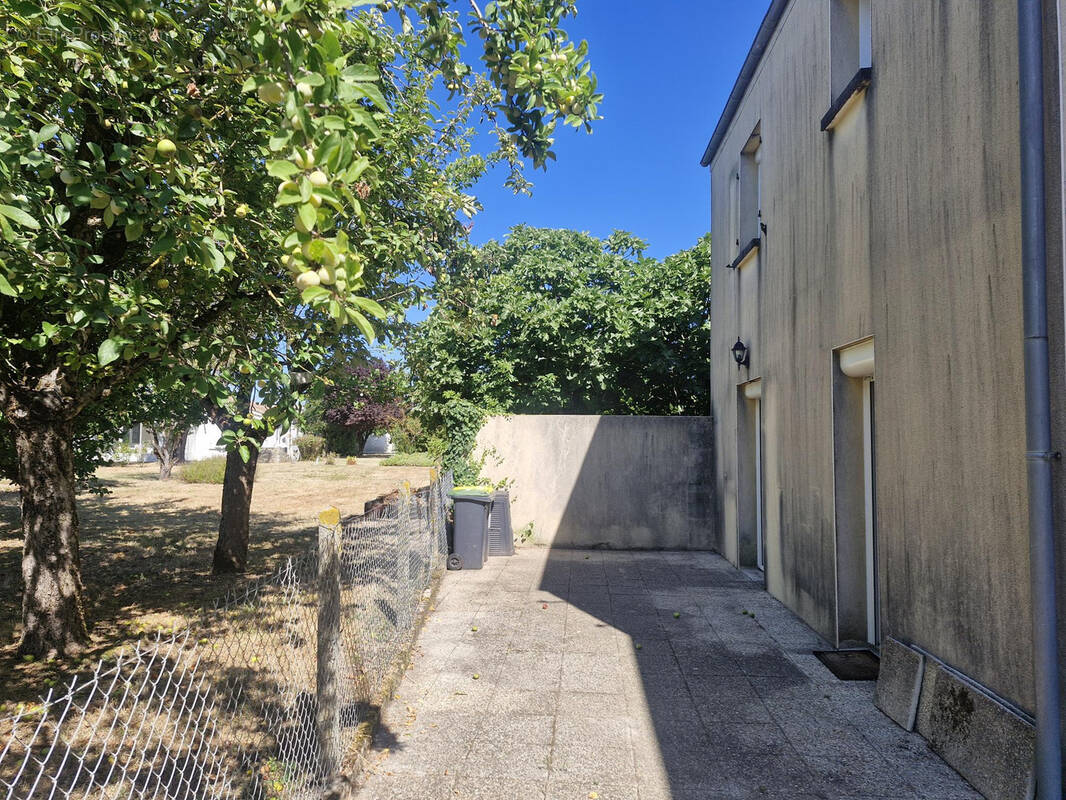 Maison à MESCHERS-SUR-GIRONDE