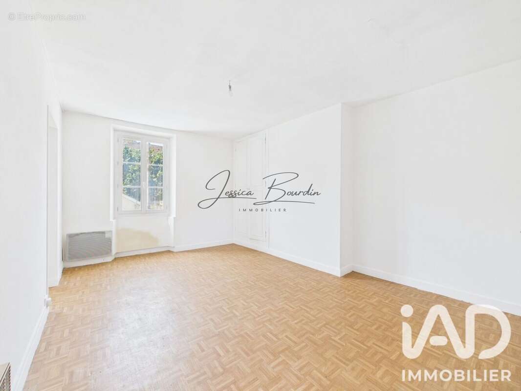 Photo 9 - Maison à LORREZ-LE-BOCAGE-PREAUX