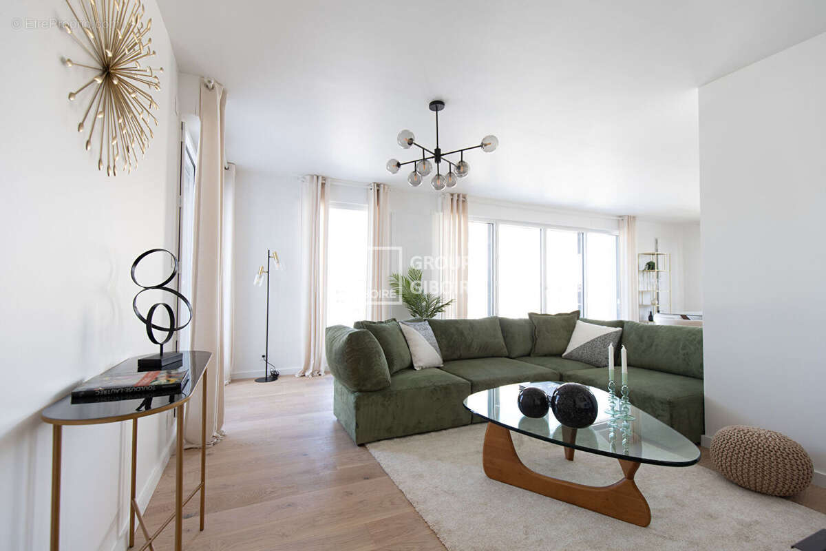 A VENDRE - AGENCE GIBOIRE - Appartement 5 pièces - Dernier étage - Vannes - photo 3