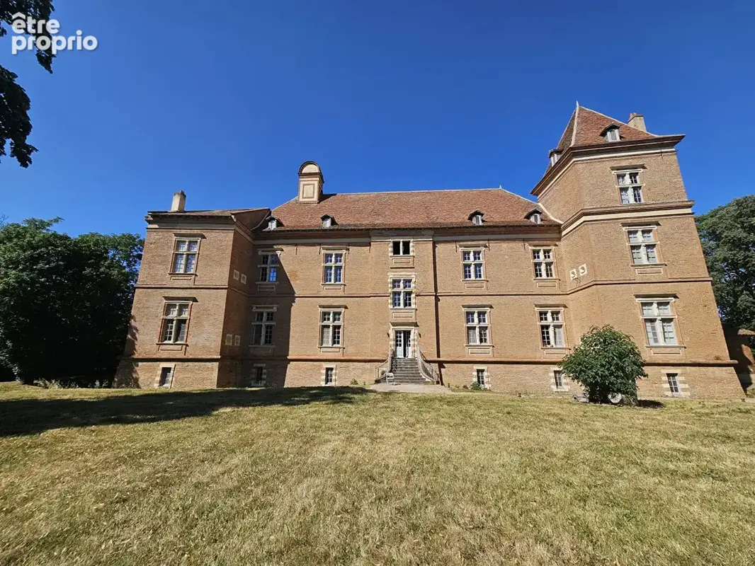 Appartement à LACROIX-FALGARDE