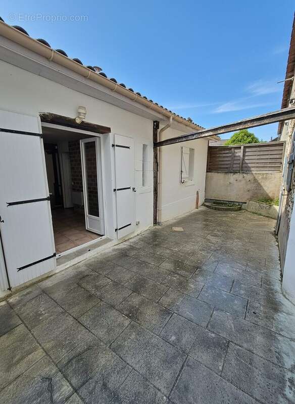 Maison à BAZAS