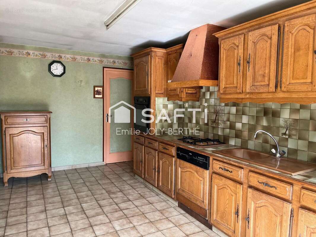 Photo 2 - Maison à NEUILLY-LE-VENDIN
