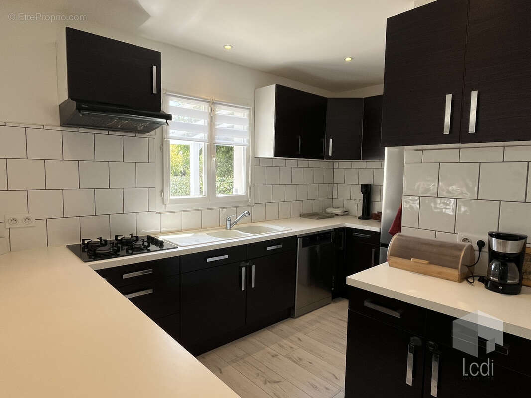 BONLIEU-SUR-ROUBION, maison de plain pied de 115 m2 - photo 2