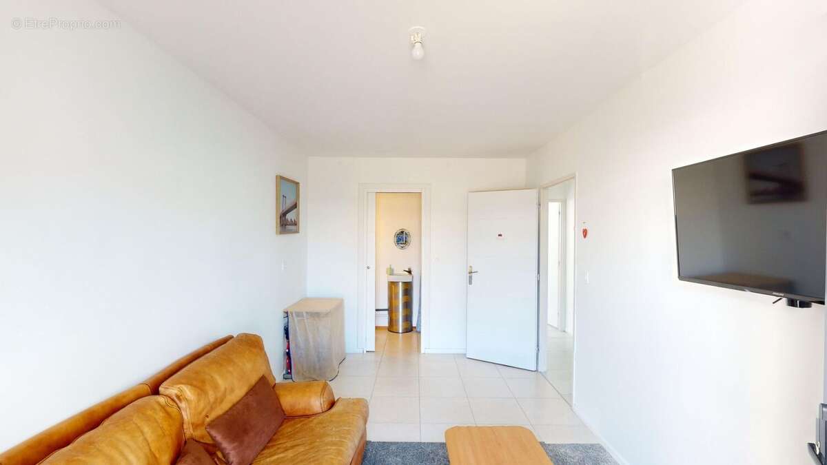 Maison à MAZIERES-EN-MAUGES