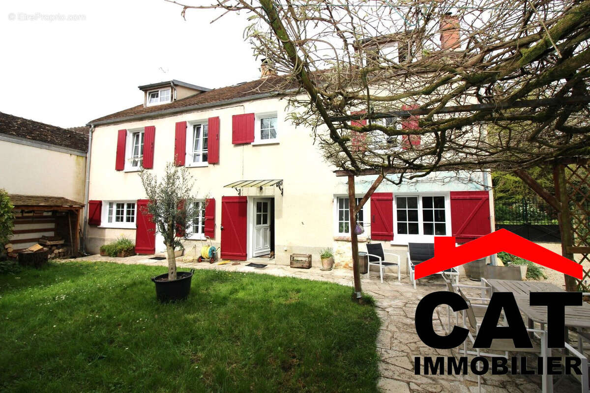 Maison à MORET-SUR-LOING