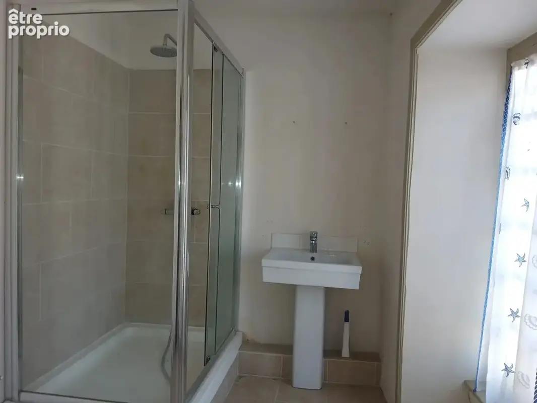 Maison de village de 185 m² offrant 4 chambres - photo 16