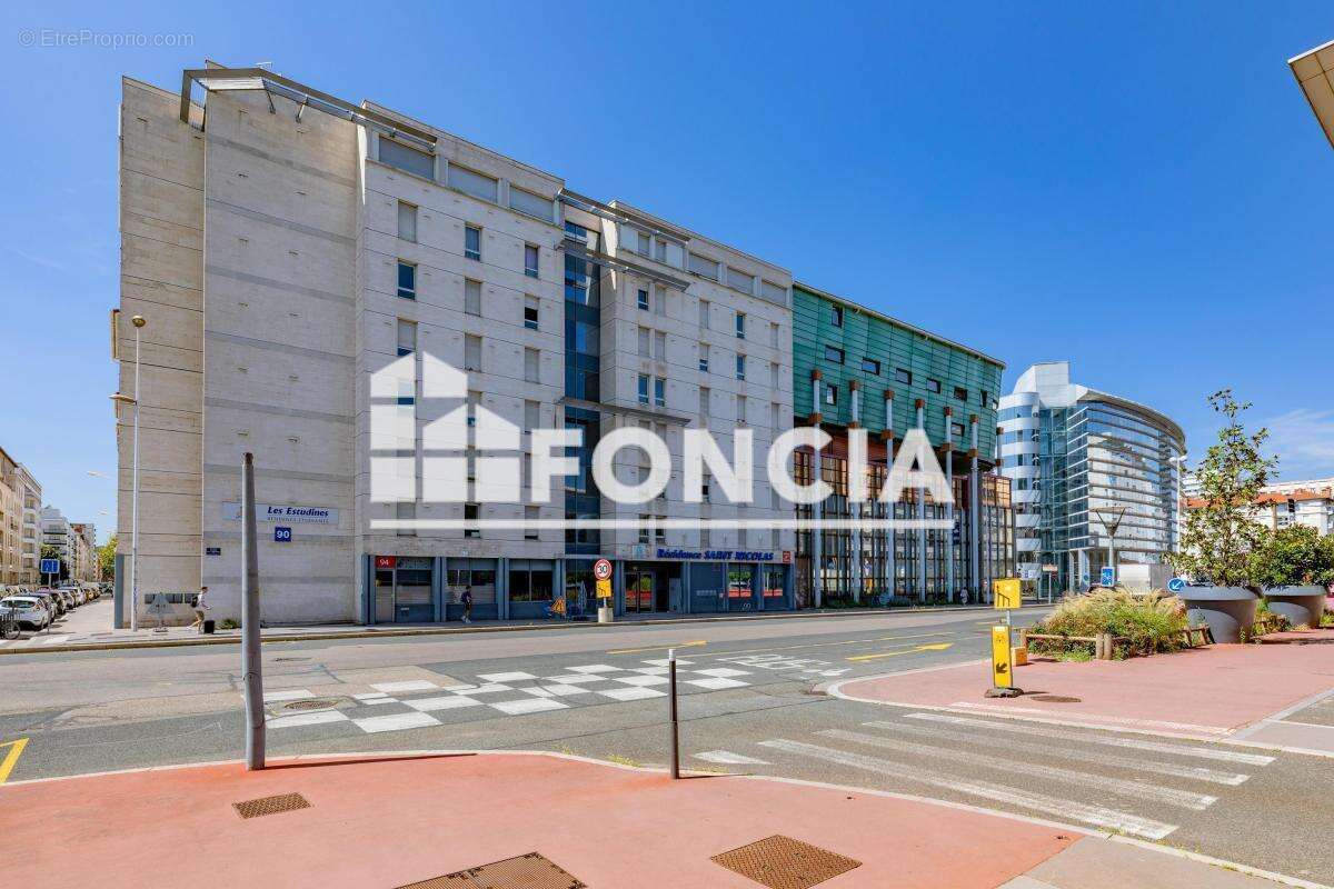 Vente - Appartement en résidence services - Studio - 18,12 m² - - photo 2