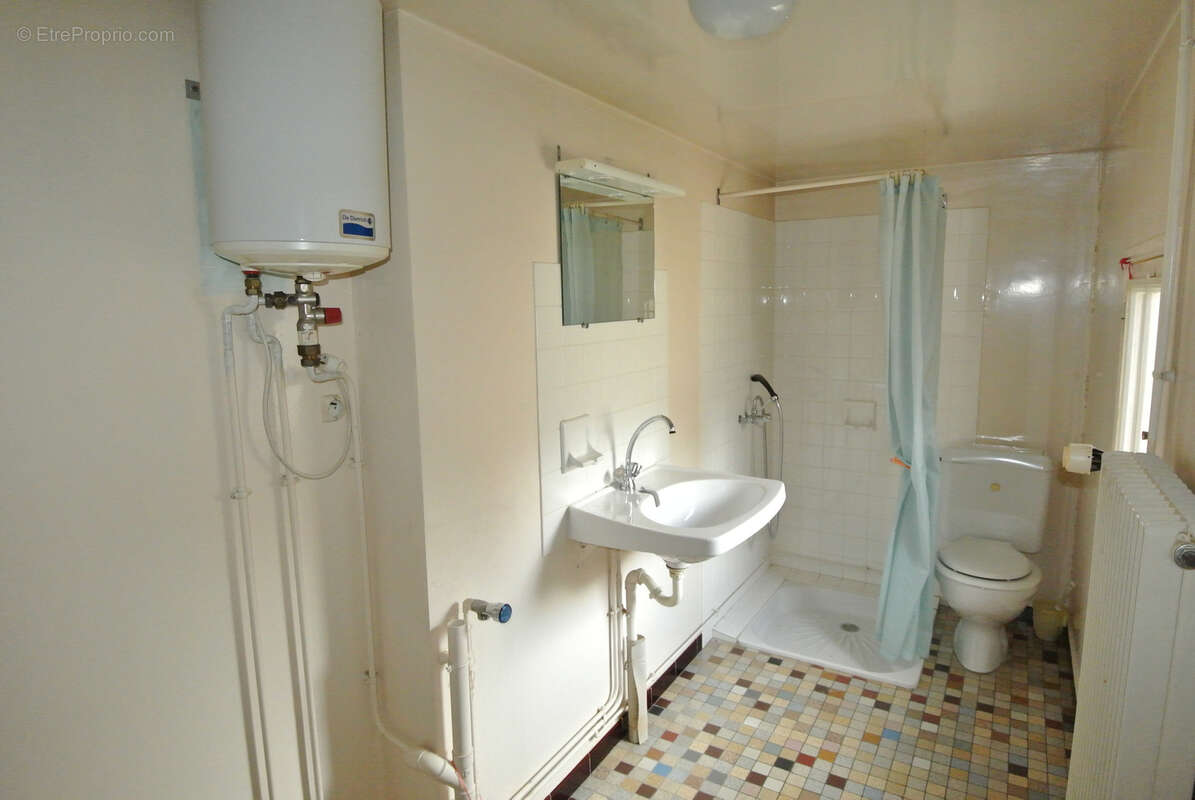 Maison à SAINT-CALAIS