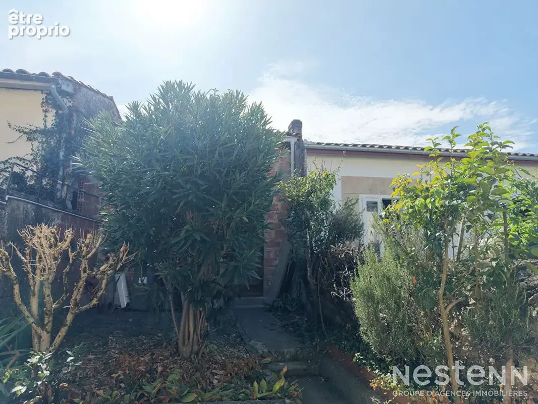 A Vendre Maison de 97 m² avec cour et garage proche du centre de Condom - photo 5