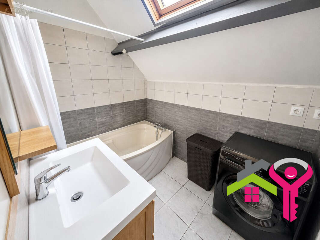 Appartement 70 m² à Denain  - photo 7