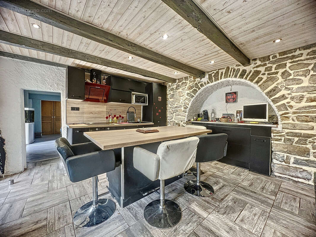 Maison à RIVIERE-SUR-TARN