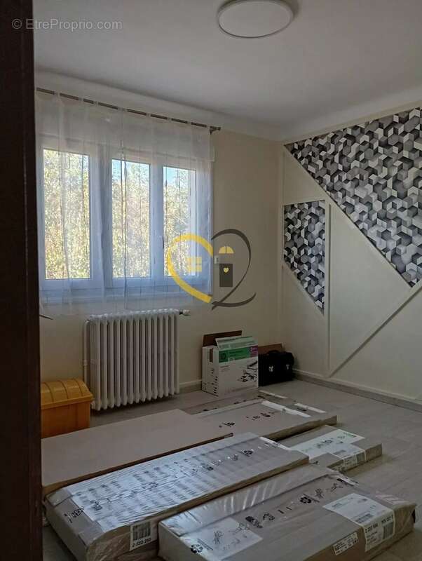 Pavillon entièrement rénové – 93 m² – Nevers - photo 7