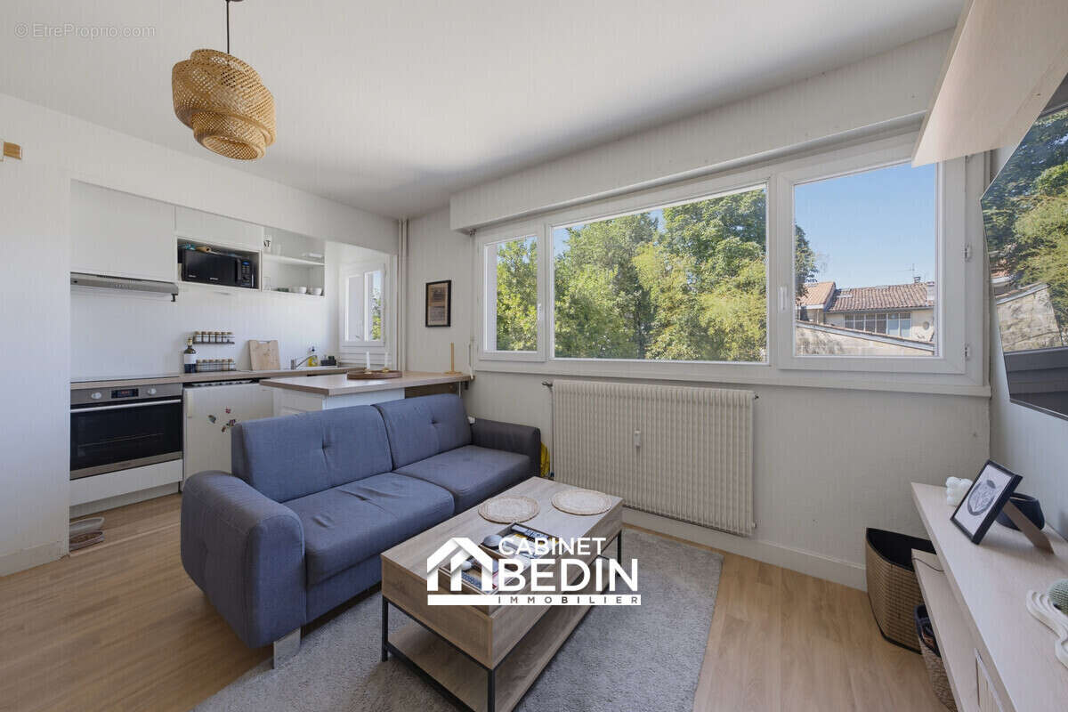 Appartement 33 m² à Bordeaux  - photo 2