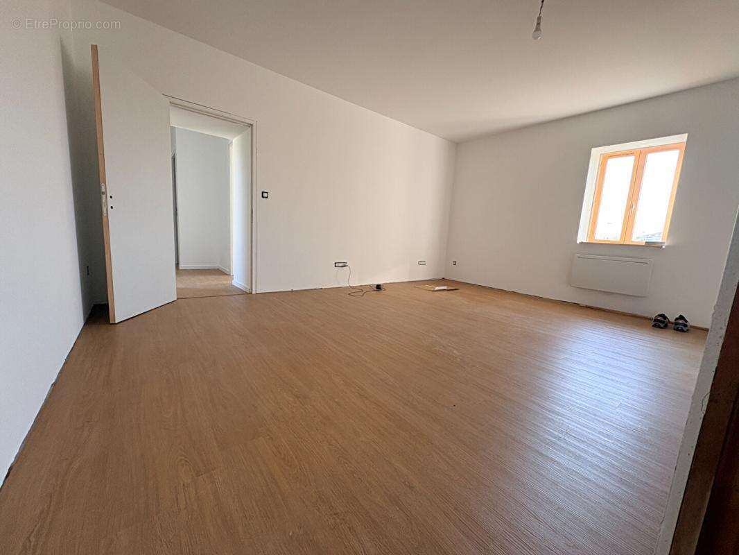 Maison à SAINT-DIDIER-SUR-CHALARONNE