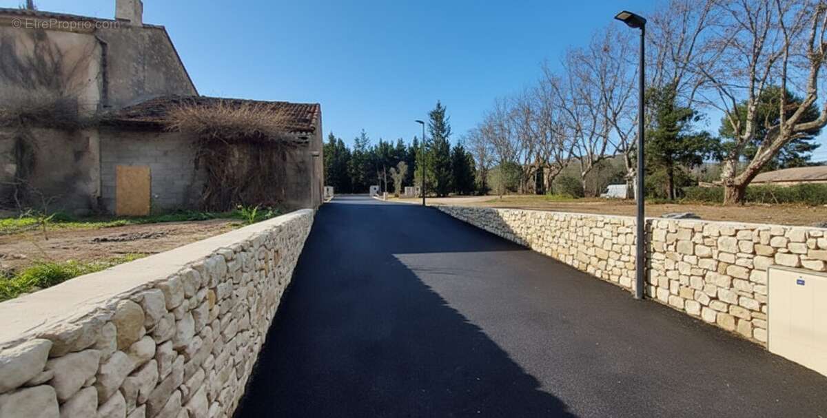 Terrain à MAUSSANE-LES-ALPILLES