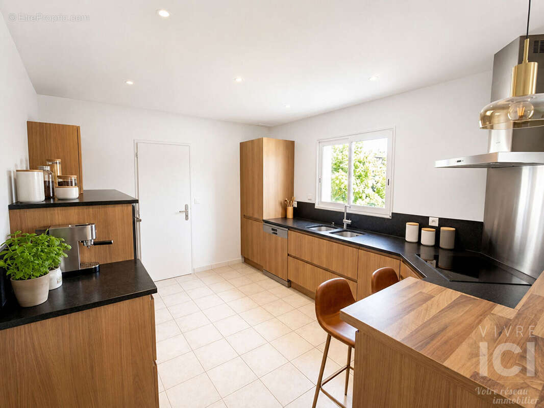 Maison Thouare Sur Loire 7 pièce(s) 165 m2 - photo 8