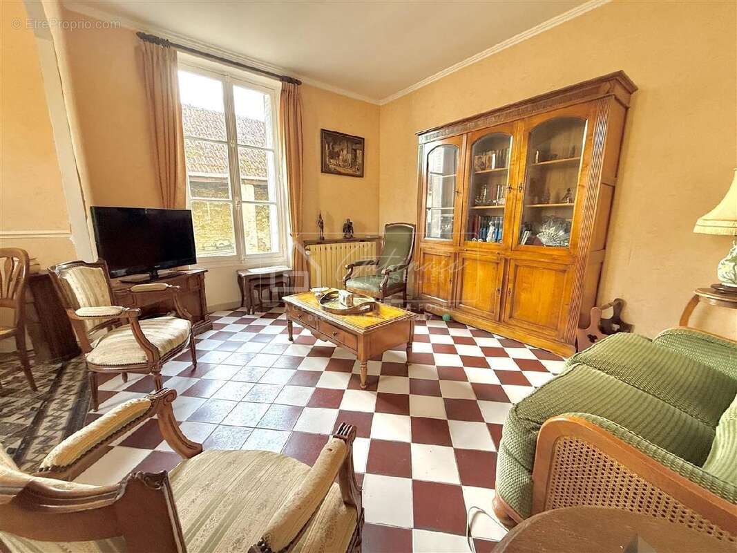 Maison à MILLY-LA-FORET