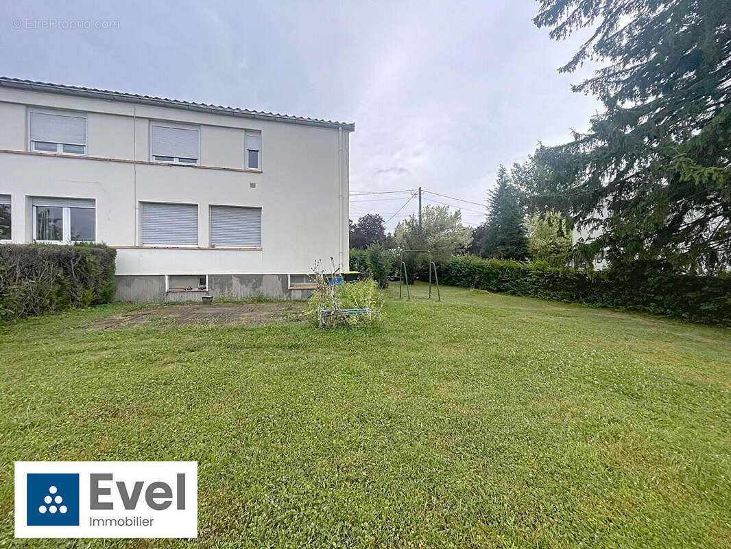 Maison à RECHICOURT-LE-CHATEAU