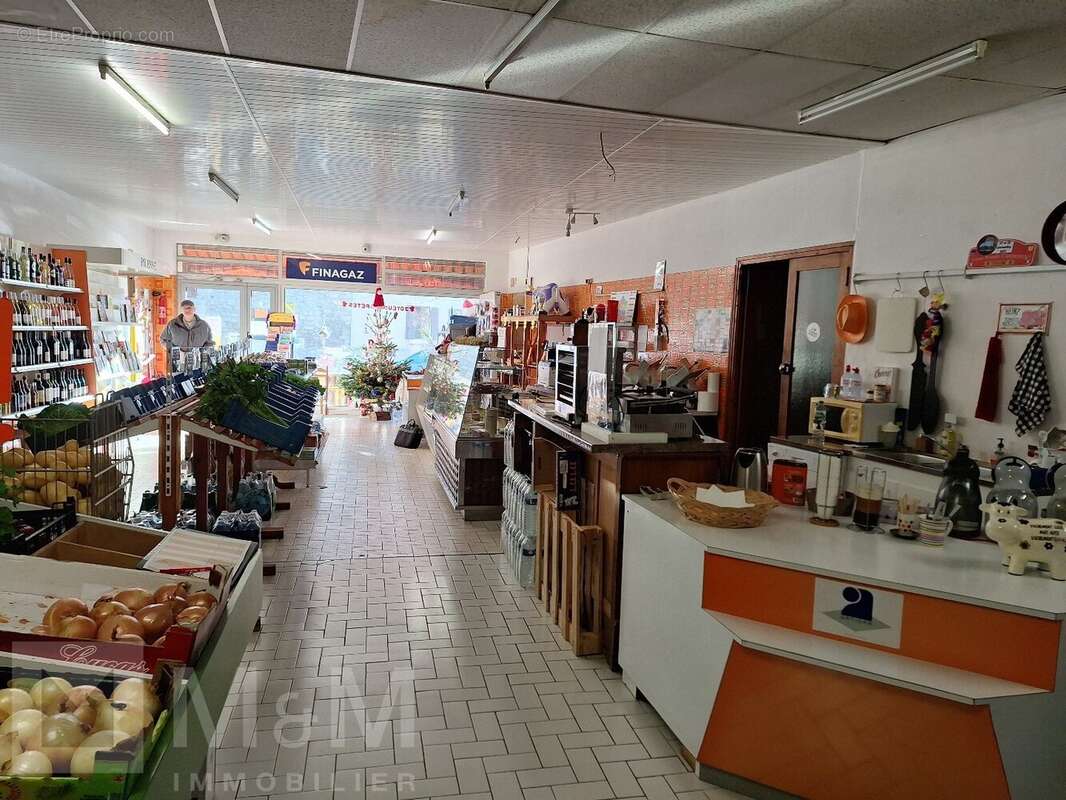 Commerce à CAMPAGNE-SUR-AUDE