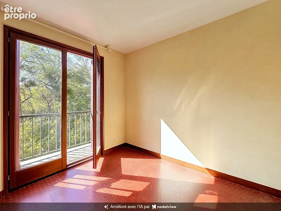 A vendre : maison 6 chambres, environnement verdoyant au calme absolu, proche Cuire - photo 11