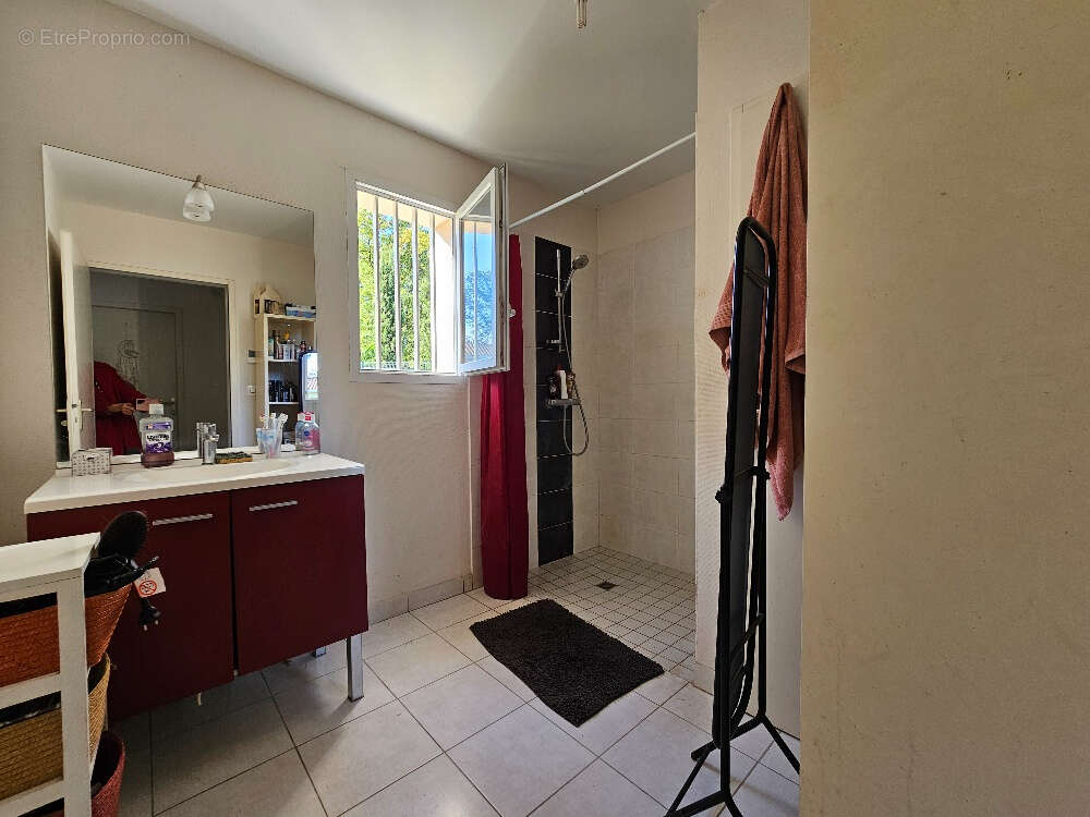 Maison à LA COURONNE