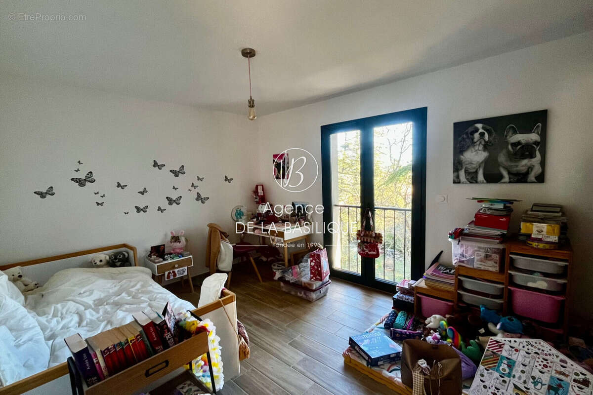 Maison à SAINT-MAXIMIN-LA-SAINTE-BAUME