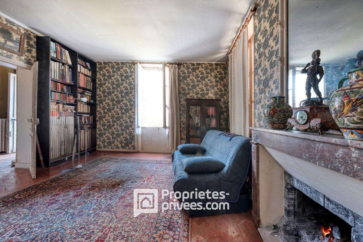 Maison à FONTENAY-LES-BRIIS