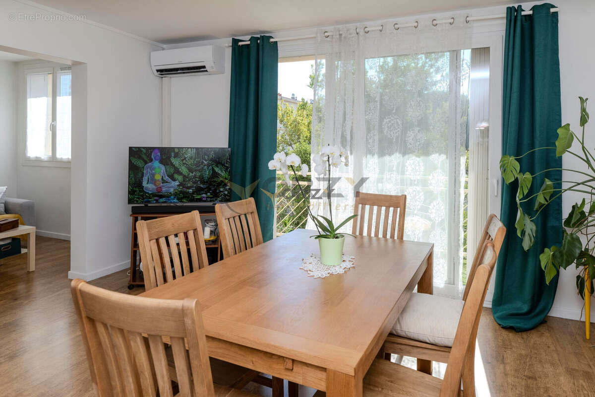 Appartement à VEDENE