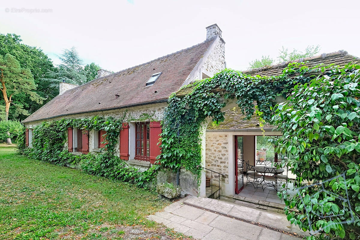 Maison à SAINT-FORGET