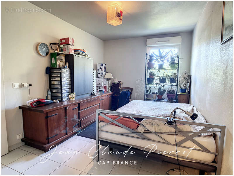 Appartement à BOUILLARGUES