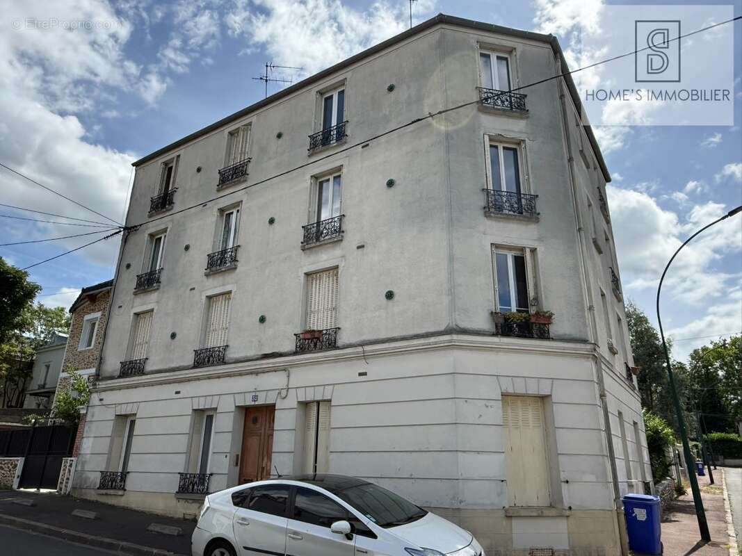 Appartement à LE RAINCY