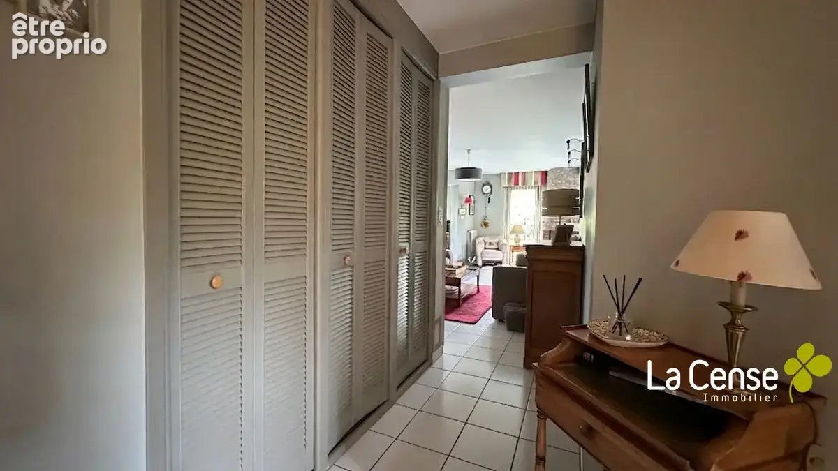 PROXIMITE VILLENEUVE D'ASCQ - Maison Familiale - 167m² habitables - Chambre en rdc - photo 6