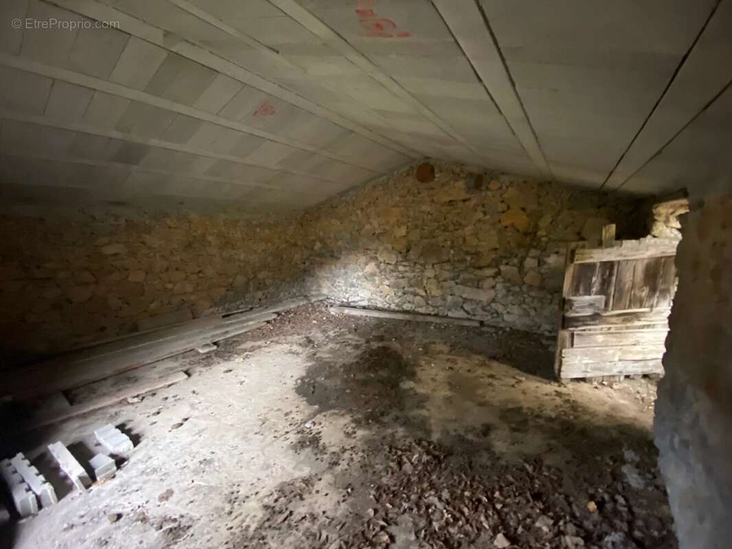 Maison à MALAUSSENE