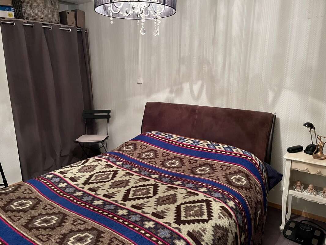 chambre2 avec rangement expo SUD - Appartement à AUCH