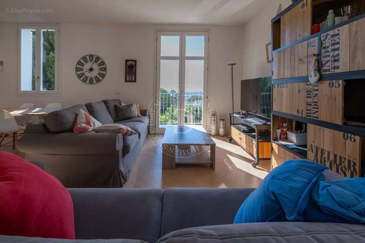 Appartement à BEAULIEU-SUR-MER
