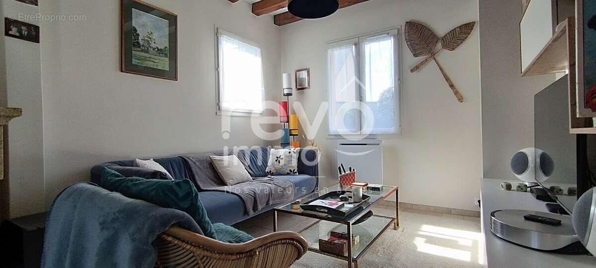 Maison à SAINT-BARTHELEMY-D'ANJOU