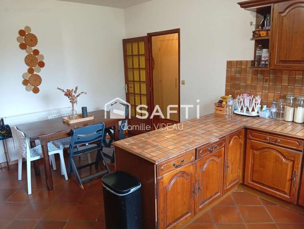 Photo 4 - Maison à SAINT-PIERRE-DU-PALAIS