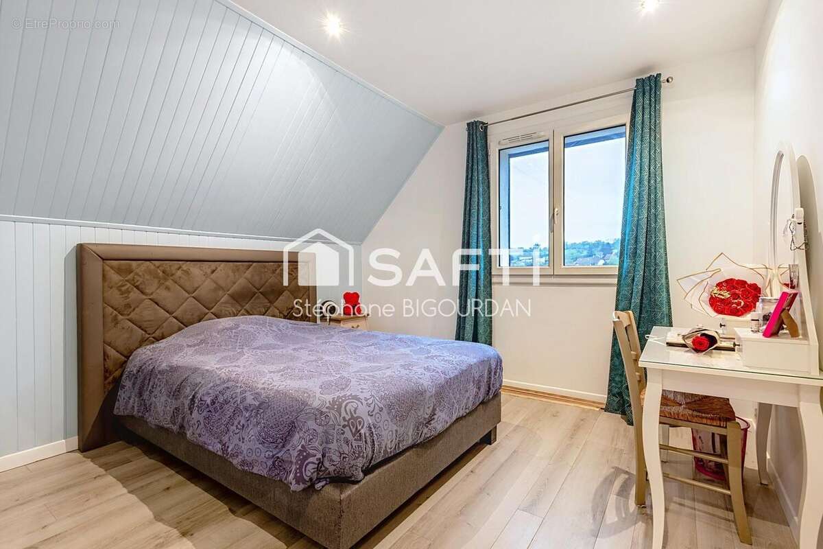 Photo 6 - Maison à MISEREY-SALINES