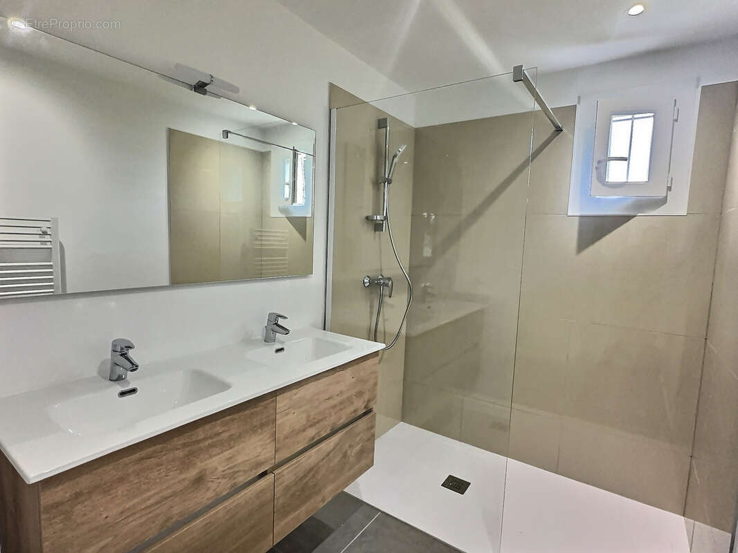 Maison à SAINT-HIPPOLYTE-DU-FORT