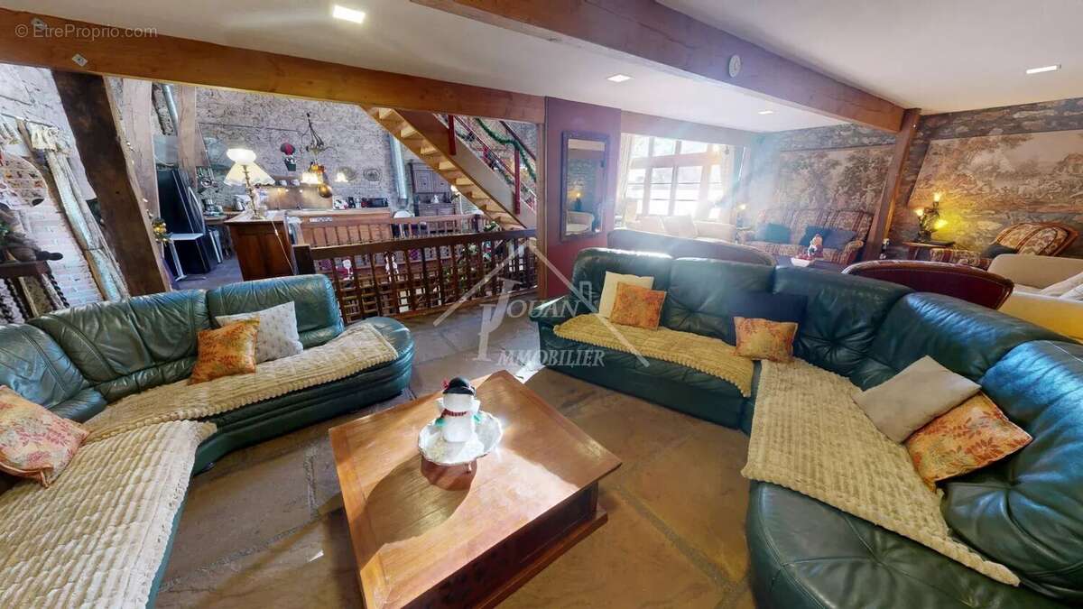 Maison à GOUTTIERES