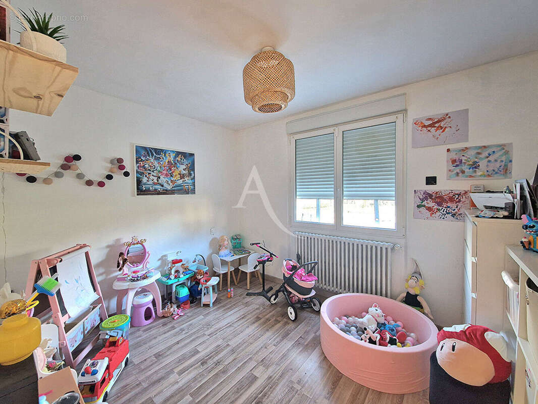 Maison à CHATEAUNEUF-SUR-SARTHE