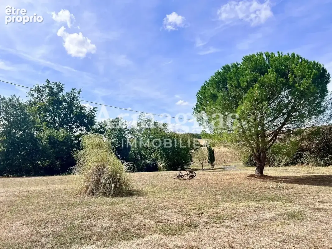 Propriété en pierre, dépendances et garage - photo 16