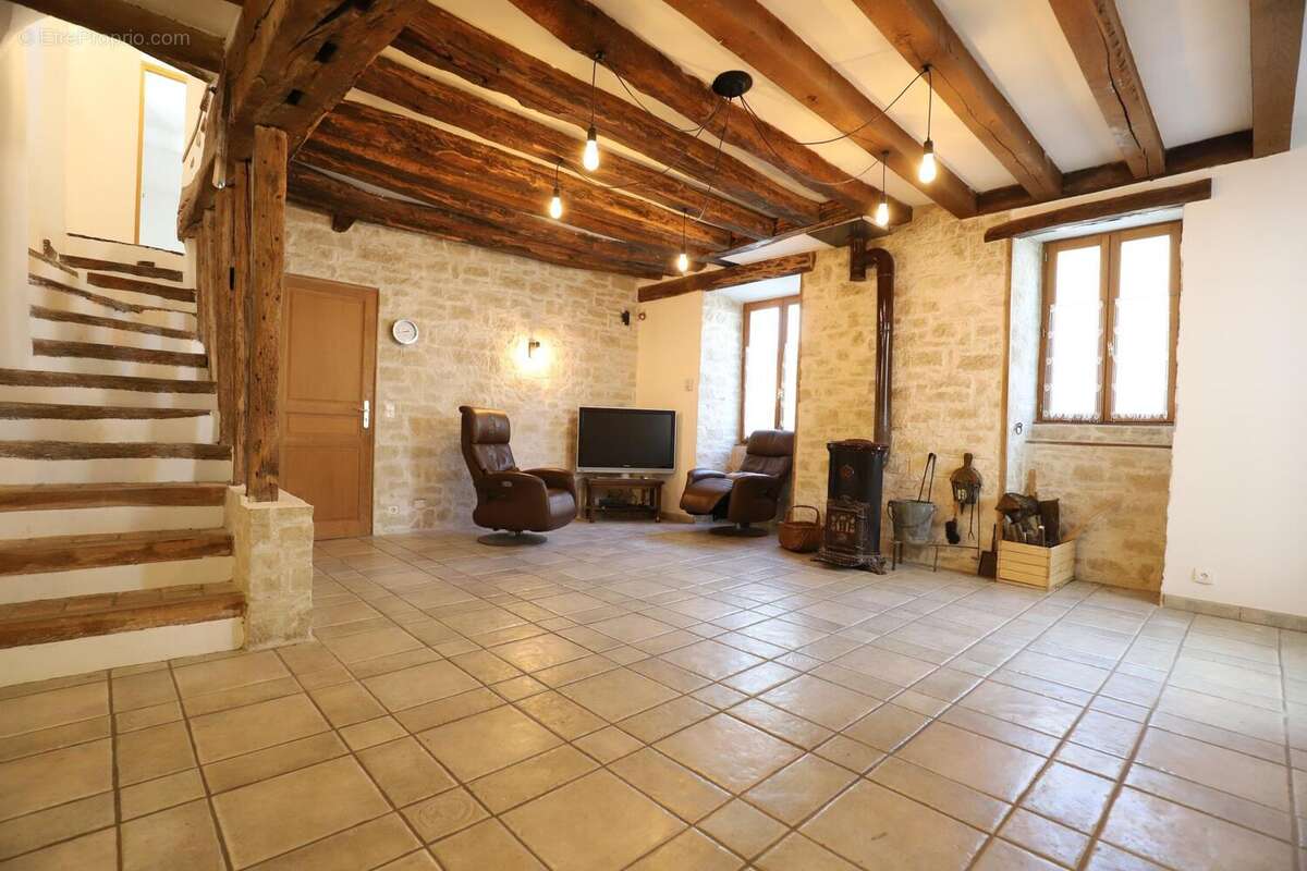 Photo 3 - Maison à BRUYERES-LE-CHATEL